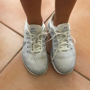 Nike size 8 sneakers.